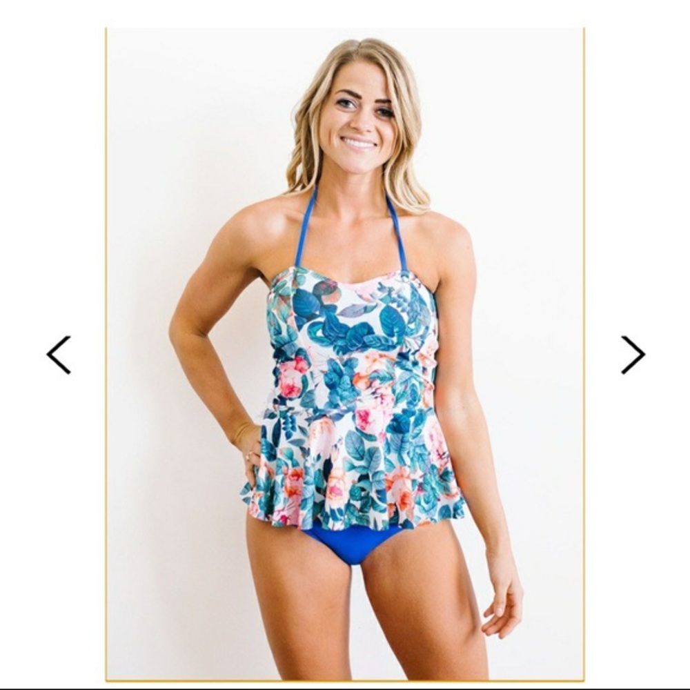 WHITE ROSE PEPLUM TANKINI SWIM TOP! SIZE LARGE